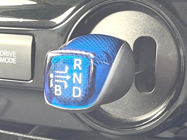 プリウス Ｓツーリングセレクション　純正ナビ　バックカメラ　セーフティセンス　レーダークルーズコントロール　シートヒーター　ＬＥＤヘッドライト　１８インチアルミホイール　ドライブレコーダー　ＥＴＣ　スマートキー　フルセグＴＶ（52枚目）