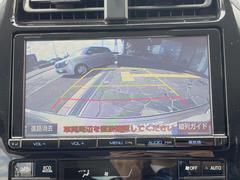 【バックカメラ】駐車時に後方がリアルタイム映像で確認できます。大型商業施設や立体駐車場での駐車時や、夜間のバック時に大活躍！運転スキルに関わらず、今や必須となった装備のひとつです！ 4