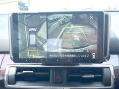 【パノラマモニター】専用のカメラにより、上から見下ろしたような視点で３６０度クルマの周囲を確認することができます☆死角部分も確認しやすく、狭い場所での切り返しや駐車もスムーズに行えます。 4