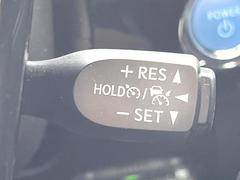 �ڥ졼�������롼������ȥ�����۹�®ƻϩ�Ǥ�Ĺ��Υ���Ԥ��ڤˡ�����ư��®�٤��ݤĥ��롼������ȥ����뤬�����ͷڸ������ƥ��Ϣ�Ȥ��������μ�ξ���Τ��Ƽִ֤��ݤĤ褦��®��Ĵ�ᤷ�Ƥ���ޤ����� 5