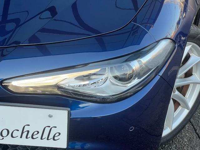 ジュリア 2.0ターボ スーパー 18インチAW harman/kardon ステアリングヒーター ブラインドスポットモニター バックカメラ ETC ベージュレザーシート 黒革ステアリング シートヒーター(7枚目)