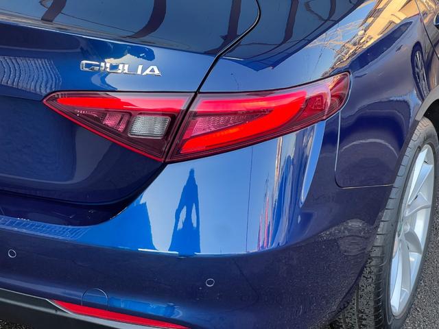 ジュリア 2.0ターボ スーパー 18インチAW harman/kardon ステアリングヒーター ブラインドスポットモニター バックカメラ ETC ベージュレザーシート 黒革ステアリング シートヒーター(18枚目)