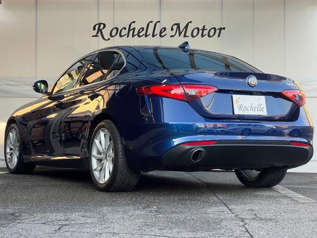 ジュリア 2.0ターボ スーパー 18インチAW harman/kardon ステアリングヒーター ブラインドスポットモニター バックカメラ ETC ベージュレザーシート 黒革ステアリング シートヒーター(24枚目)