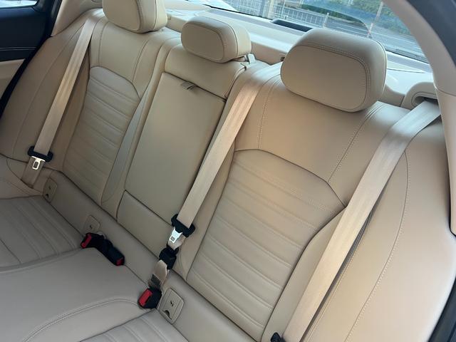 ジュリア 2.0ターボ スーパー 18インチAW harman/kardon ステアリングヒーター ブラインドスポットモニター バックカメラ ETC ベージュレザーシート 黒革ステアリング シートヒーター(39枚目)