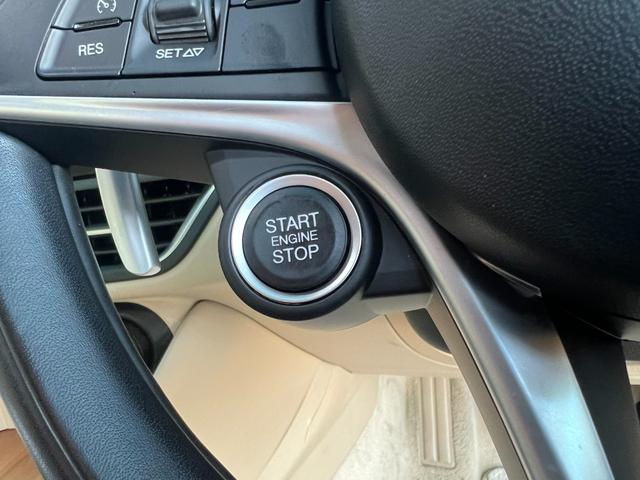 ジュリア 2.0ターボ スーパー 18インチAW harman/kardon ステアリングヒーター ブラインドスポットモニター バックカメラ ETC ベージュレザーシート 黒革ステアリング シートヒーター(44枚目)