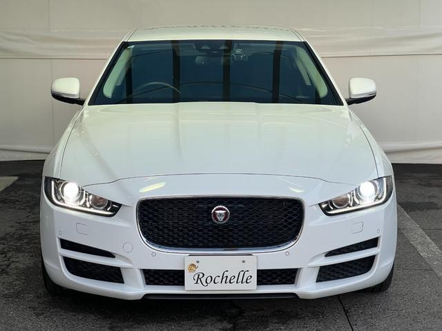 XE XE ピュア 走行1.6万km ワンオーナー 禁煙 MERIDIANサウンド 純正ナビ 純正17インチAW キセノンヘッドライト ETC バックカメラ ドライブレコーダー ヒートシーター(8枚目)