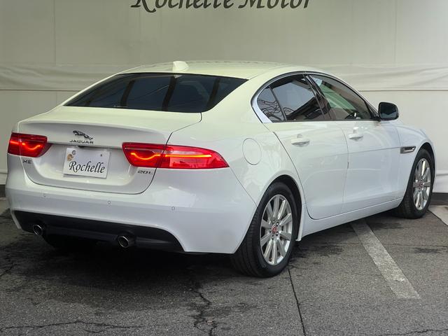 XE XE ピュア 走行1.6万km ワンオーナー 禁煙 MERIDIANサウンド 純正ナビ 純正17インチAW キセノンヘッドライト ETC バックカメラ ドライブレコーダー ヒートシーター(16枚目)