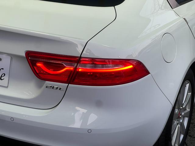 XE XE ピュア 走行1.6万km ワンオーナー 禁煙 MERIDIANサウンド 純正ナビ 純正17インチAW キセノンヘッドライト ETC バックカメラ ドライブレコーダー ヒートシーター(18枚目)