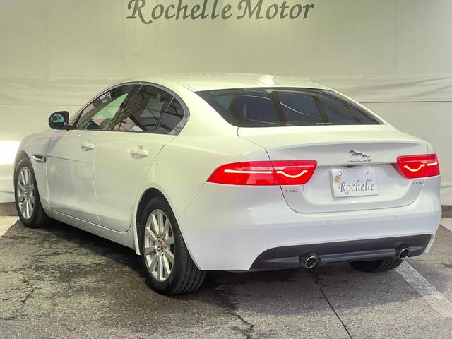 XE XE ピュア 走行1.6万km ワンオーナー 禁煙 MERIDIANサウンド 純正ナビ 純正17インチAW キセノンヘッドライト ETC バックカメラ ドライブレコーダー ヒートシーター(21枚目)