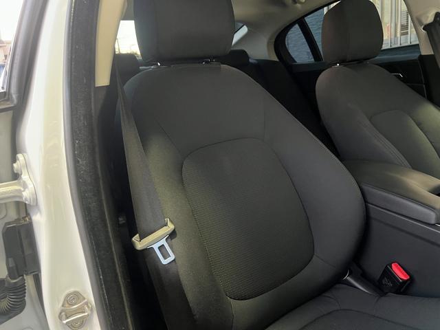 XE XE ピュア 走行1.6万km ワンオーナー 禁煙 MERIDIANサウンド 純正ナビ 純正17インチAW キセノンヘッドライト ETC バックカメラ ドライブレコーダー ヒートシーター(29枚目)