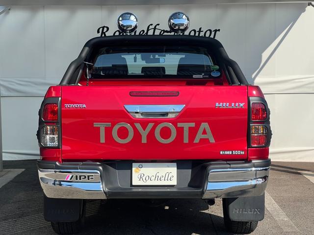 ハイラックス Ｚ　ＴＲＤ製スポーツバー　Ｆアンダーカバー　ＩＰＦランプ　社外Ｆバンパーガード　純正１７インチアルミホイール　純正ナビ　フルセグＴＶ　ファブリックシート　プリクラッシュセーフティ（23枚目）