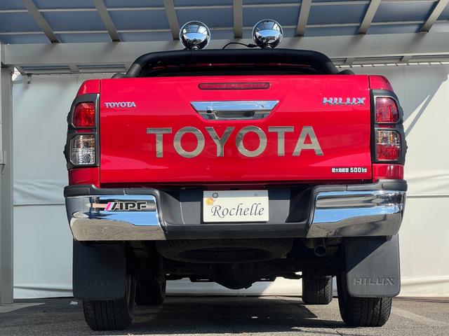 ハイラックス Ｚ　ＴＲＤ製スポーツバー　Ｆアンダーカバー　ＩＰＦランプ　社外Ｆバンパーガード　純正１７インチアルミホイール　純正ナビ　フルセグＴＶ　ファブリックシート　プリクラッシュセーフティ（24枚目）