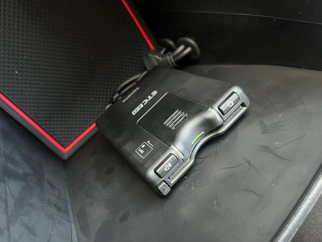 ハイラックス Ｚ　ＴＲＤ製スポーツバー　Ｆアンダーカバー　ＩＰＦランプ　社外Ｆバンパーガード　純正１７インチアルミホイール　純正ナビ　フルセグＴＶ　ファブリックシート　プリクラッシュセーフティ（57枚目）