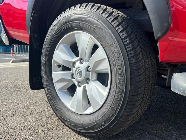 ハイラックス Ｚ　ＴＲＤ製スポーツバー　Ｆアンダーカバー　ＩＰＦランプ　社外Ｆバンパーガード　純正１７インチアルミホイール　純正ナビ　フルセグＴＶ　ファブリックシート　プリクラッシュセーフティ（60枚目）