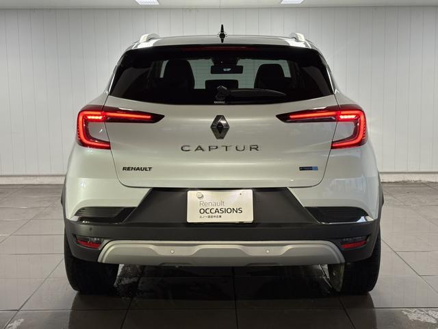 キャプチャー Ｅ－テックハイブリッド　Ａｐｐｌｅ　ＣａｒＰｌａｙ　Ｂｌｕｅｔｏｏｔｈ　ＬＥＤヘッドライト　　クルーズコントロール　３６０°カメラ　新車保証継承　認定中古車（16枚目）