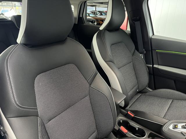 キャプチャー インテンス　ＡｐｐｌｅＣａｒｐｌａｙ対応　Ｂｌｕｅｔｏｏｔｈ接続　ＬＥＤヘッドライト　クルーズコントロール　３６０°カメラ　認定中古車保証付き（22枚目）