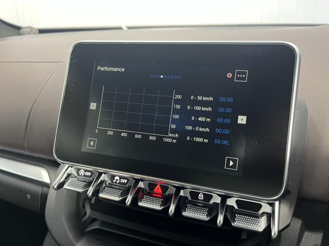 Ａ１１０ リネージ　Ｂｌｕｅｔｏｏｔｈ接続　ＬＥＤヘッドライト　純正１８インチアルミホイール　ｂｌｅｍｂｏキャリパー　ＦＯＣＡＬスピーカー　バックカメラ　認定中古車保証付（61枚目）