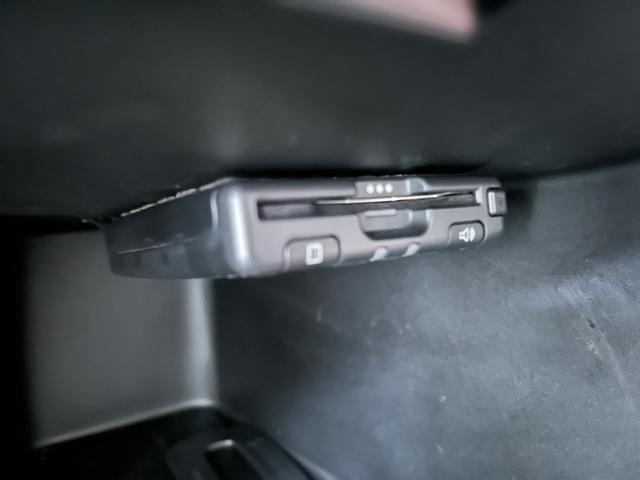 トゥインゴ インテンス ハーフレザー AppleCarPlay対応 Bluetooth接続 バックカメラ 車線逸脱警報 クルーズコントロール 純正16インチアルミホイール 認定中古車保証付(67枚目)