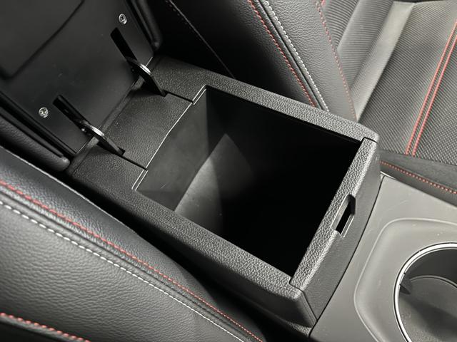 アルカナ ルノー　スポール　ラインＥ－テックハイブリッド　ＡｐｐｌｅＣａｒｐｌａｙ　Ｂｌｕｅｔｏｏｔｈ　ＬＥＤヘッドライト　アダプティブクルーズコントロール　３６０°カメラ　シートヒーター　純正アルミホイール　認定中古車保証付（35枚目）