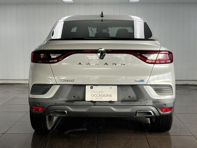 アルカナ ルノー　スポール　ラインＥ－テックハイブリッド　ＡｐｐｌｅＣａｒｐｌａｙ　Ｂｌｕｅｔｏｏｔｈ　ＬＥＤヘッドライト　アダプティブクルーズコントロール　３６０°カメラ　シートヒーター　純正アルミホイール　認定中古車保証付（48枚目）