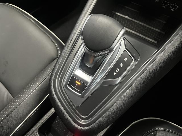 キャプチャー インテンス　テックパック　レザーシート　シートヒーター　ＡｐｐｌｅＣａｒｐｌａｙ　Ｂｌｕｅｔｏｏｔｈ　ＬＥＤヘッドライト　アダプティブクルーズコントロール　３６０°カメラ　純正アルミホイール　パワーシート　認定中古車保証付（68枚目）