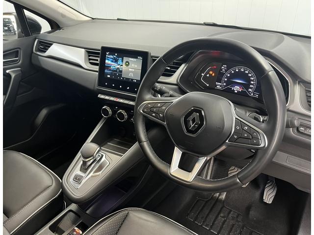 キャプチャー インテンス　テックパック　ワンオーナー　レザーシート　シートヒーター　ＡｐｐｌｅＣａｒｐｌａｙ　Ｂｌｕｅｔｏｏｔｈ　ＬＥＤヘッドライト　アダプティブクルーズコントロール　３６０°カメラ　認定中古車保証付（6枚目）