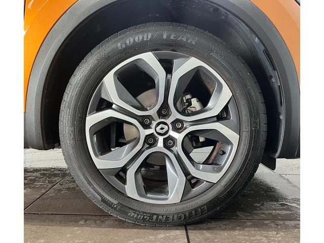 キャプチャー インテンス　テックパック　ワンオーナー　レザーシート　シートヒーター　ＡｐｐｌｅＣａｒｐｌａｙ　Ｂｌｕｅｔｏｏｔｈ　ＬＥＤヘッドライト　アダプティブクルーズコントロール　３６０°カメラ　認定中古車保証付（16枚目）