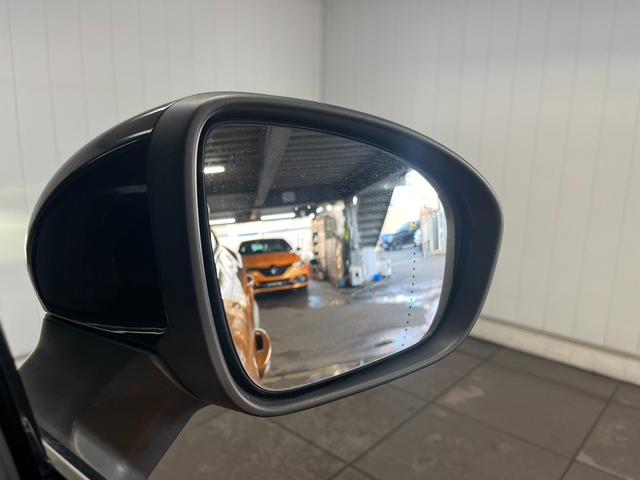 キャプチャー インテンス　テックパック　ワンオーナー　レザーシート　シートヒーター　ＡｐｐｌｅＣａｒｐｌａｙ　Ｂｌｕｅｔｏｏｔｈ　ＬＥＤヘッドライト　アダプティブクルーズコントロール　３６０°カメラ　認定中古車保証付（38枚目）