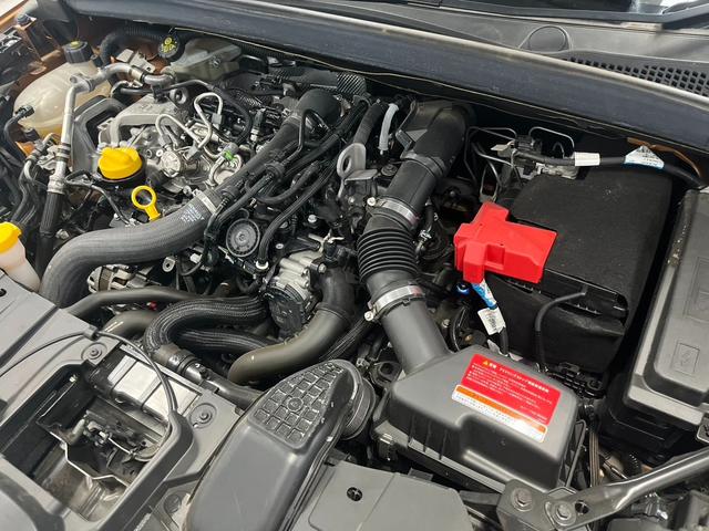 キャプチャー インテンス　テックパック　ワンオーナー　レザーシート　シートヒーター　ＡｐｐｌｅＣａｒｐｌａｙ　Ｂｌｕｅｔｏｏｔｈ　ＬＥＤヘッドライト　アダプティブクルーズコントロール　３６０°カメラ　認定中古車保証付（46枚目）