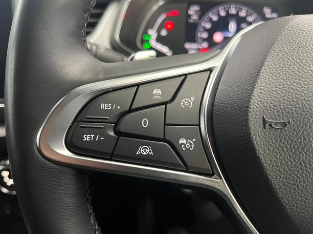 キャプチャー インテンス　テックパック　ワンオーナー　レザーシート　シートヒーター　ＡｐｐｌｅＣａｒｐｌａｙ　Ｂｌｕｅｔｏｏｔｈ　ＬＥＤヘッドライト　アダプティブクルーズコントロール　３６０°カメラ　認定中古車保証付（60枚目）