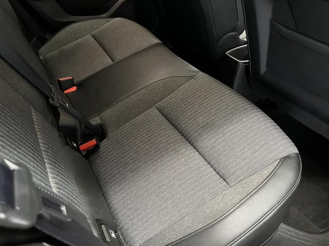 ルーテシア Ｅ－テックハイブリッド　ハーフレザーシート　ＡｐｐｌｅＣａｒＰｌａｙ対応　　Ｂｌｕｅｔｏｏｔｈ接続　ＬＥＤヘッドライト　アダプティブクルーズコントロール　バックカメラ　認定中古車保証付き（41枚目）