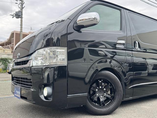 ハイエースバン ロングスーパーＧＬ　ディーゼルターボ　４型フェイスチェンジ　バッドフェイスキット　ＣＯＡＴＴＥＣＴガラス　ＬＥＤヘッドライトＬＥＤフォグ社外１６ＡＷローダウン　ベットキット社外ナビ地デジＴＶバックカメラＥＴＣシートカバー（2枚目）