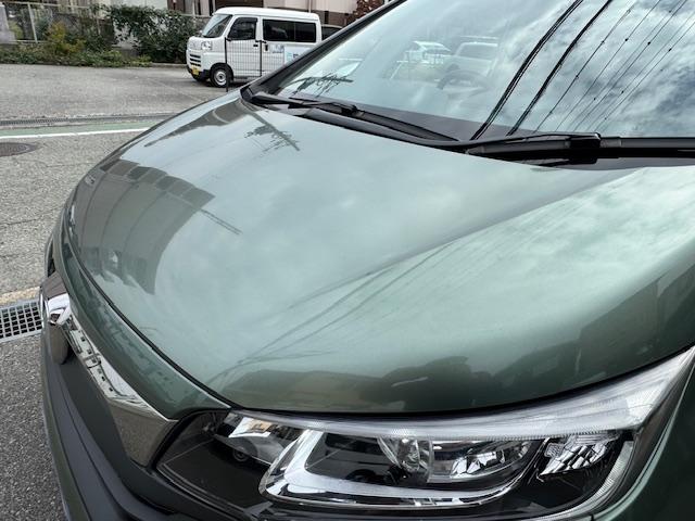 フリード+ クロスター・ホンダセンシング 1オーナー車 禁煙車 LEDヘッドライトLEDフォグ ウィンカーミラー ルーフレール 車中泊仕様シートアレンジ ディスプレイオーディオ バックカメラ ハーフレザーシート 両側電動パワースライドド(6枚目)