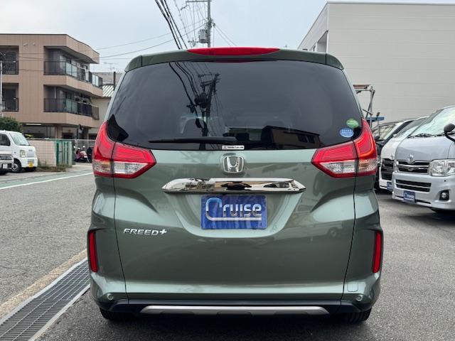フリード+ クロスター・ホンダセンシング 1オーナー車 禁煙車 LEDヘッドライトLEDフォグ ウィンカーミラー ルーフレール 車中泊仕様シートアレンジ ディスプレイオーディオ バックカメラ ハーフレザーシート 両側電動パワースライドド(13枚目)