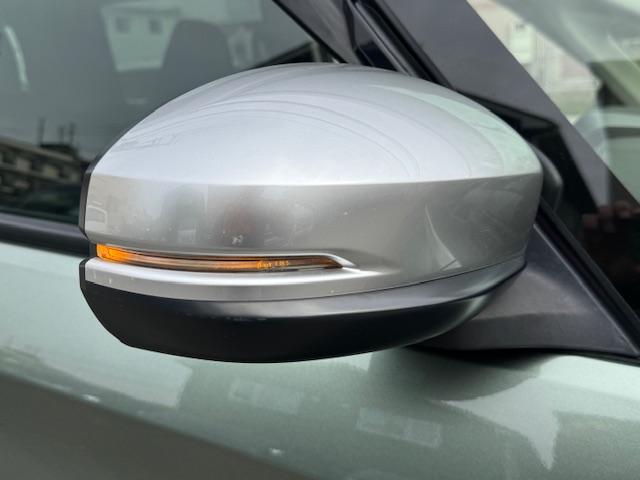 フリード+ クロスター・ホンダセンシング 1オーナー車 禁煙車 LEDヘッドライトLEDフォグ ウィンカーミラー ルーフレール 車中泊仕様シートアレンジ ディスプレイオーディオ バックカメラ ハーフレザーシート 両側電動パワースライドド(16枚目)