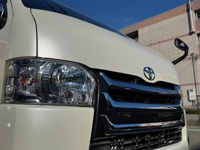ハイエースバン スーパーGL ダークプライム 特別仕様車 ディーゼルターボ LEDヘッドライトLEDポジション ナビ地デジTVドライブレコーダー スマートキー プッシュスタート ダークプライム専用ハーフレザーシートダークプライム専用コンビハンドル(7枚目)