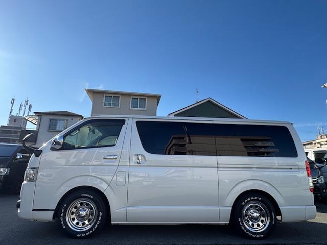 ハイエースバン スーパーGL ダークプライム 特別仕様車 ディーゼルターボ LEDヘッドライトLEDポジション ナビ地デジTVドライブレコーダー スマートキー プッシュスタート ダークプライム専用ハーフレザーシートダークプライム専用コンビハンドル(9枚目)