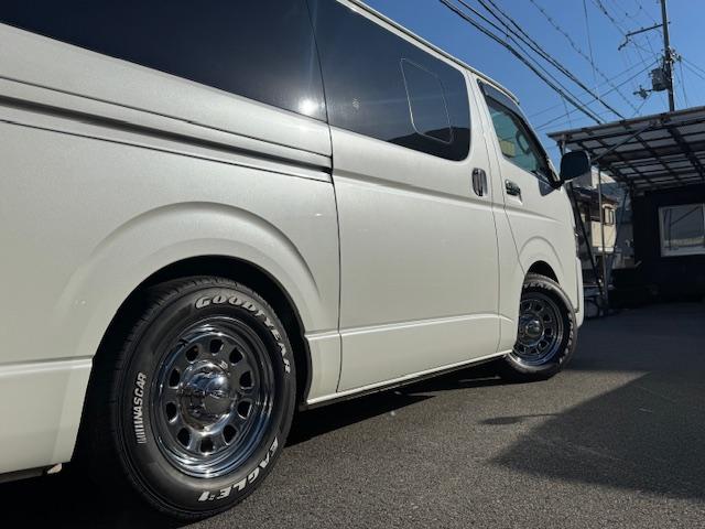 ハイエースバン スーパーGL ダークプライム 特別仕様車 ディーゼルターボ LEDヘッドライトLEDポジション ナビ地デジTVドライブレコーダー スマートキー プッシュスタート ダークプライム専用ハーフレザーシートダークプライム専用コンビハンドル(12枚目)