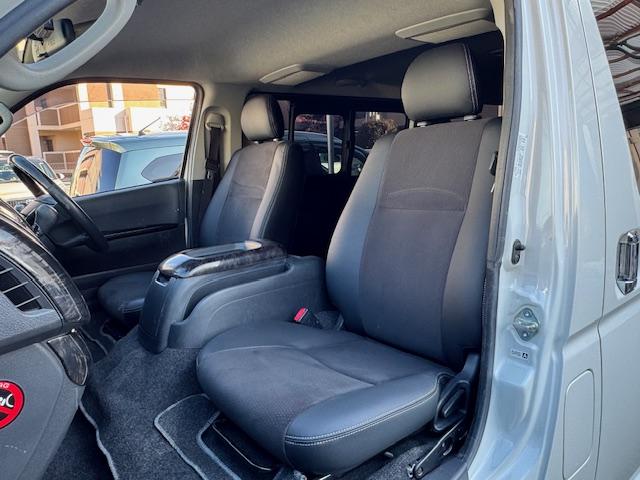 ハイエースバン スーパーGL ダークプライム 特別仕様車 ディーゼルターボ LEDヘッドライトLEDポジション ナビ地デジTVドライブレコーダー スマートキー プッシュスタート ダークプライム専用ハーフレザーシートダークプライム専用コンビハンドル(27枚目)
