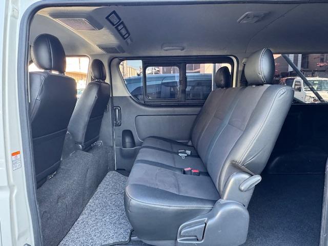ハイエースバン スーパーGL ダークプライム 特別仕様車 ディーゼルターボ LEDヘッドライトLEDポジション ナビ地デジTVドライブレコーダー スマートキー プッシュスタート ダークプライム専用ハーフレザーシートダークプライム専用コンビハンドル(29枚目)