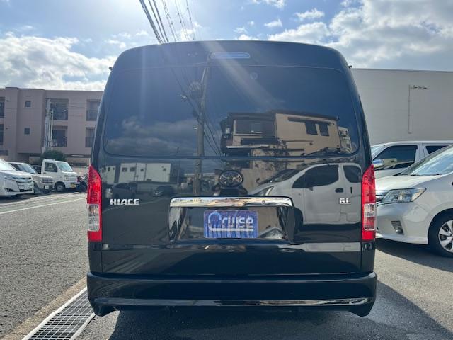 現在内装を徹底ルームクリーニング中となっております。写真の方はもうしばらくお待ち下さいませ。