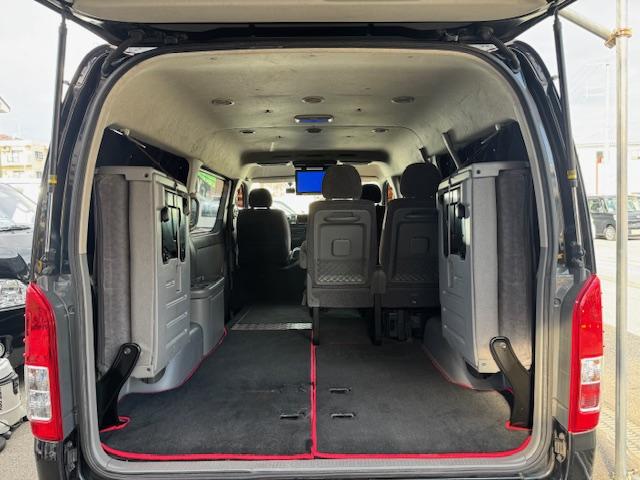 ハイエースワゴン ＧＬ　４型フェイス　１０人乗り　ＬＥＤヘッドライト　ＬＥＤポジション　ＬＥＤフォグ　社外オーディオ　バックカメラ　ＥＴＣ　ドライブレコーダー　リアエアコン　リアヒーター　ローダウン　黒木目オーディオパネル（33枚目）