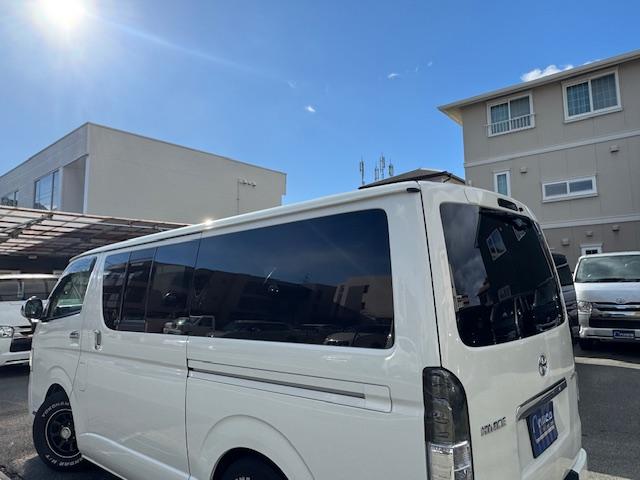 ハイエースバン ロングスーパーGL HIDライト LEDフォグ 社外テール ローダウン15インチAW ALPINEナビ地デジフルセグTV ALPINE天井モニター バックカメラETC ベッドキット シートカバー 黒木目オーディオパネル(48枚目)