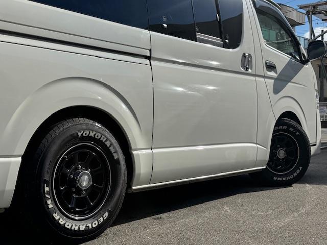 ハイエースバン ロングスーパーGL HIDライト LEDフォグ 社外テール ローダウン15インチAW ALPINEナビ地デジフルセグTV ALPINE天井モニター バックカメラETC ベッドキット シートカバー 黒木目オーディオパネル(49枚目)