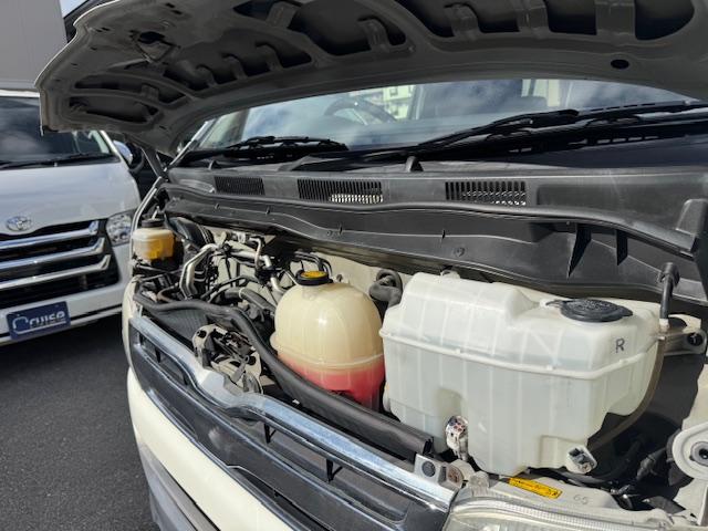 ハイエースバン ロングスーパーGL HIDライト LEDフォグ 社外テール ローダウン15インチAW ALPINEナビ地デジフルセグTV ALPINE天井モニター バックカメラETC ベッドキット シートカバー 黒木目オーディオパネル(58枚目)