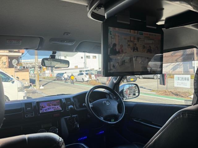 ハイエースバン ロングスーパーGL HIDライト LEDフォグ 社外テール ローダウン15インチAW ALPINEナビ地デジフルセグTV ALPINE天井モニター バックカメラETC ベッドキット シートカバー 黒木目オーディオパネル(71枚目)