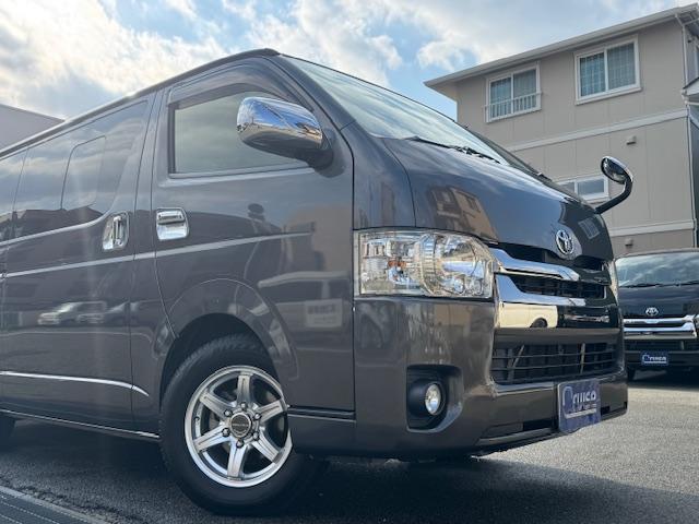 ハイエースバン スーパーGL ダークプライム 新品ベッドキット ディーゼルターボ LEDヘッドライトLEDフォグ リアスポイラー ナビ地デジバックカメラETC ドライブレコーダー スマートキー ダークプライム専用ハーフレザーシート・コンビハンドル(42枚目)