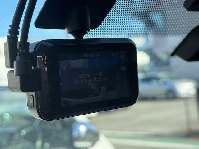 ハイエースバン スーパーGL ダークプライム 新品ベッドキット ディーゼルターボ LEDヘッドライトLEDフォグ リアスポイラー ナビ地デジバックカメラETC ドライブレコーダー スマートキー ダークプライム専用ハーフレザーシート・コンビハンドル(61枚目)