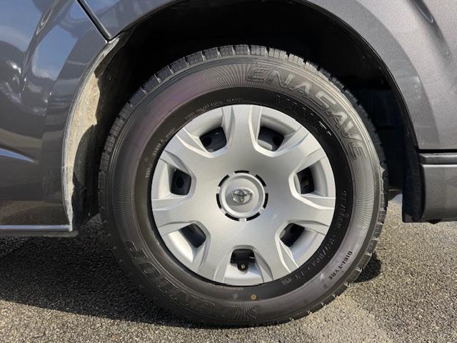 ハイエースバン スーパーGL ダークプライム 特別仕様車 3000ccディーゼルターボ 希少廃盤カラー1G3グレーメタリック 98,267キロ時タイミングベルト交換済みステッカー有り LEDヘッドライト LEDイエローフォグ ハーフレザーシート(15枚目)