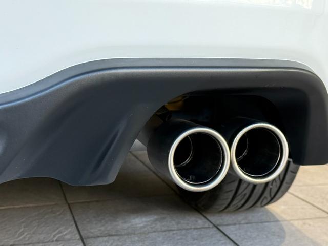 アバルト１２４ スパイダー ベースグレード　ワンオーナー　レコモン　６ＡＴ　カーボン調ラッピング（3枚目）